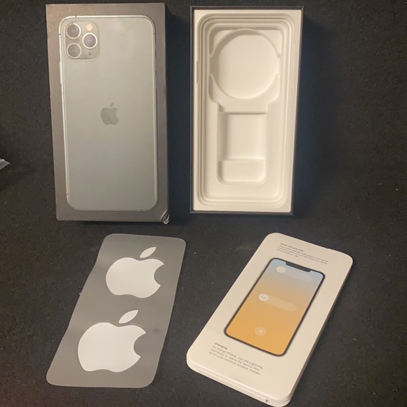iPhone 11 Pro Max Box - Picture 4 of 4